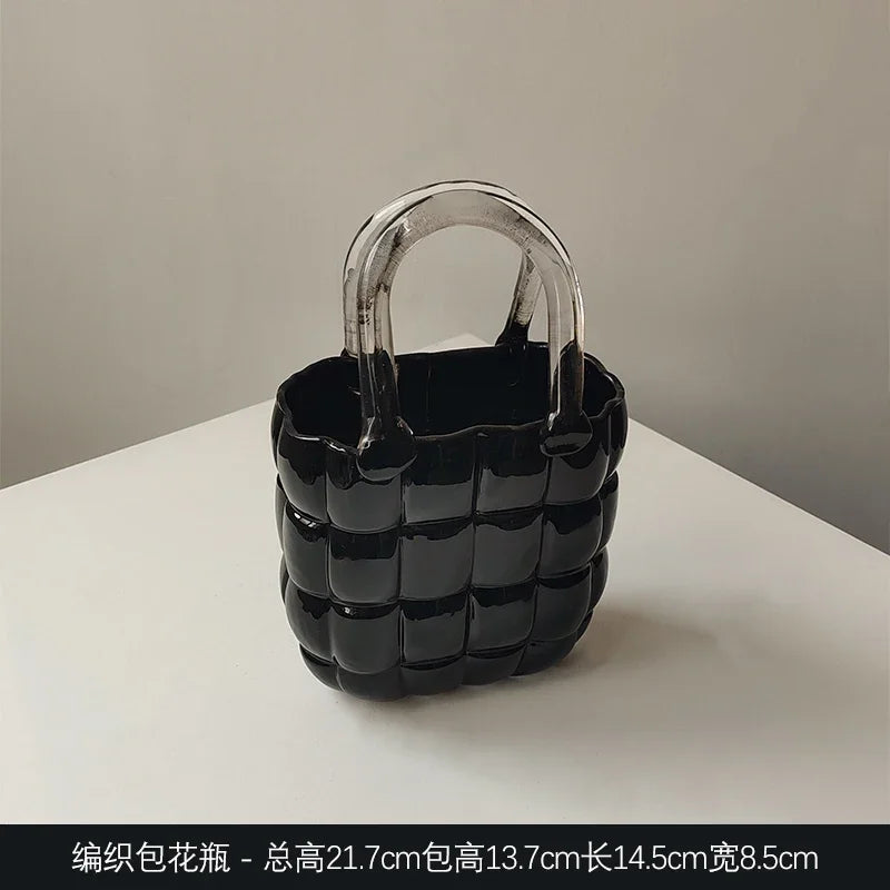 Vase en Verre Noir Élégance™