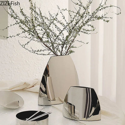 Vase Métallique Arc Élégant™