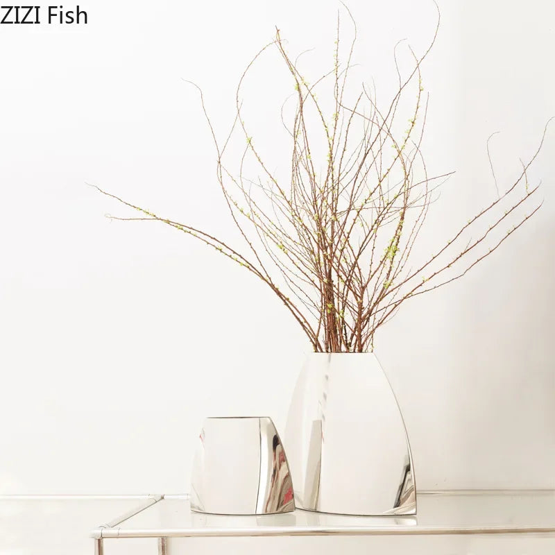 Vase Métallique Arc Élégant™